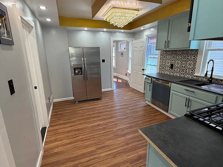 246 Cambridge Ave #2 — Photo 3