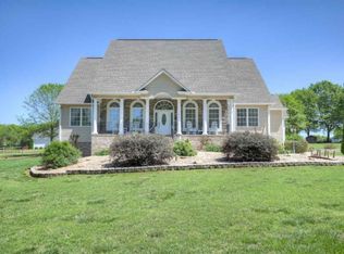 104 Lyons Ct, Simpsonville, SC 29681