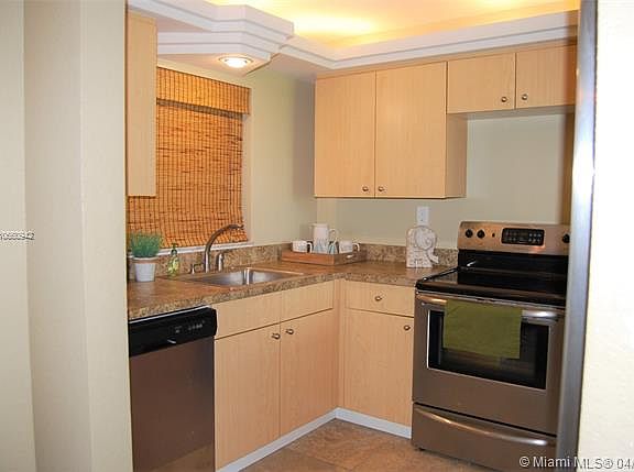 4th image of 9420 Tangerine Pl APT 106