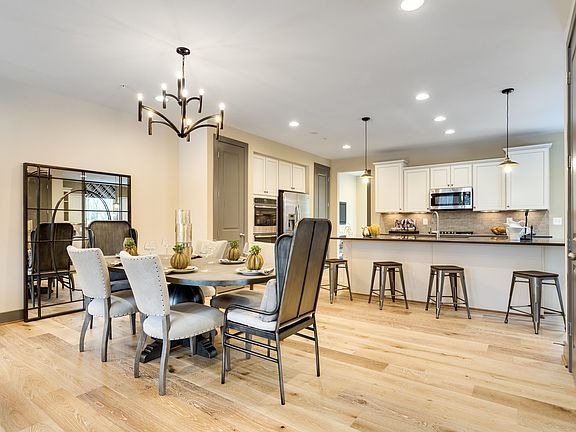 Dining area adjacent to kitchen