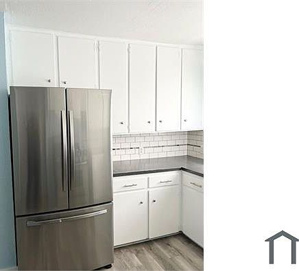 5th image of 411 Elaine St