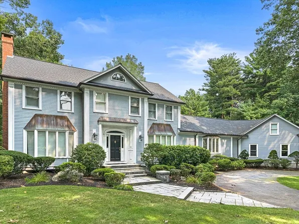 56 Lantern Ln, Needham, MA 02492