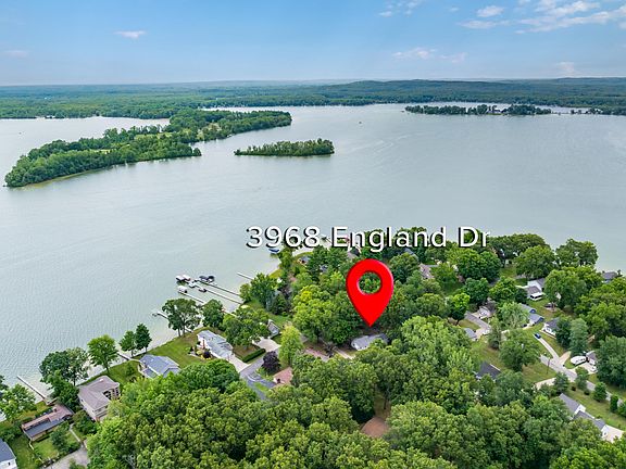 5th image of 3968 England Dr