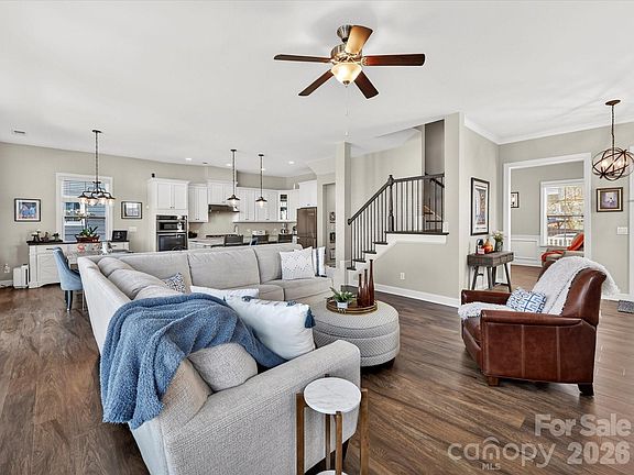 4th image of 11915 Stirling Field Dr