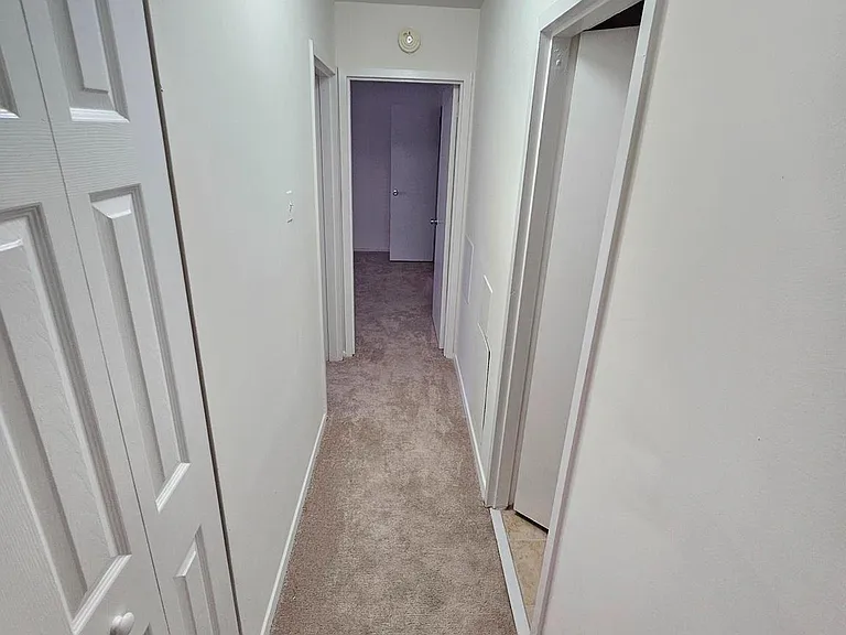 HOUSE-101 19323rd Clb #101 — Photo 11