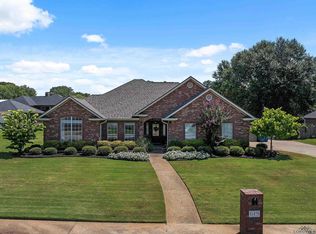 103 Rosebrook St, Henderson, TX 75654
