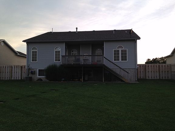 4th image of 3002 Amber Ave