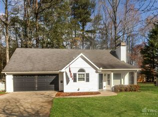 122 Melody Dr, Carrollton, GA 30117