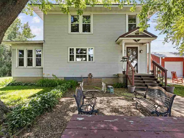 1105 Highway 38, Tipton, IA 52772