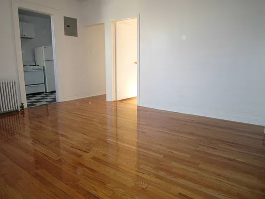 Rented by Concept Real Estate Group | media 30