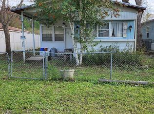 110 Smith Ln, Satsuma, FL 32189