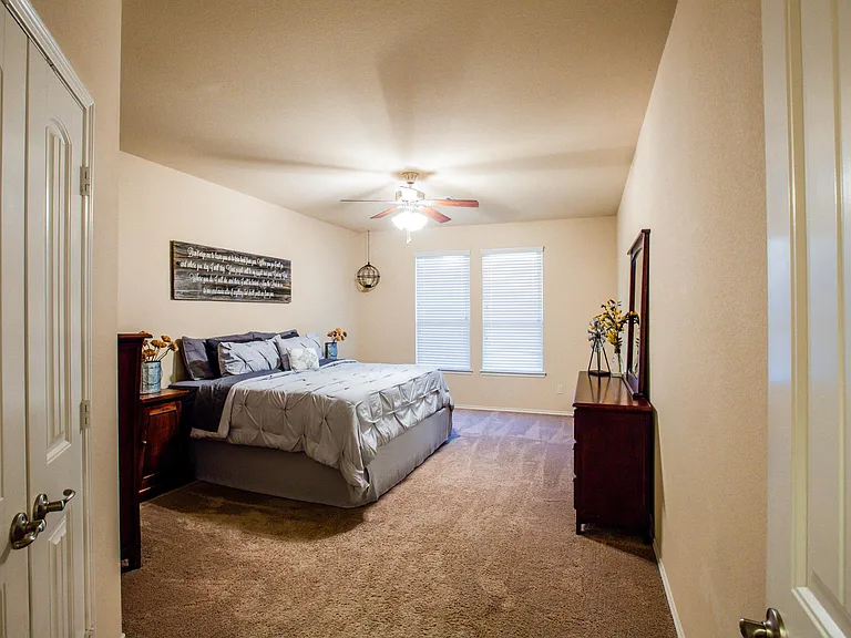 1324 Red River Dr — Photo 31