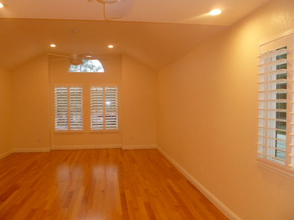 (undisclosed Address)