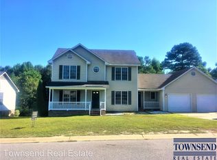 340 Roundtree Dr, Fayetteville, NC 28303