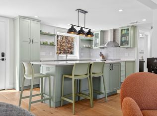 43 Rivers Ln, Malden, MA 02148