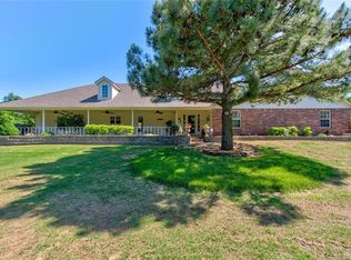 27801 E 65th St S, Broken Arrow, OK 74014