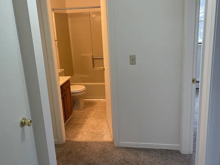 816 State St #3 — Photo 15