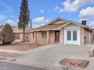 11421 Lone Wolf Cir, El Paso, TX 79936