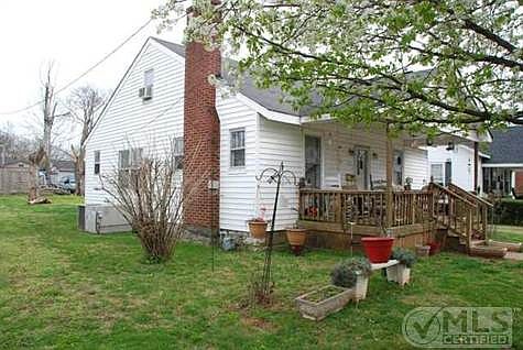 2nd image of 411 Wilson Ave