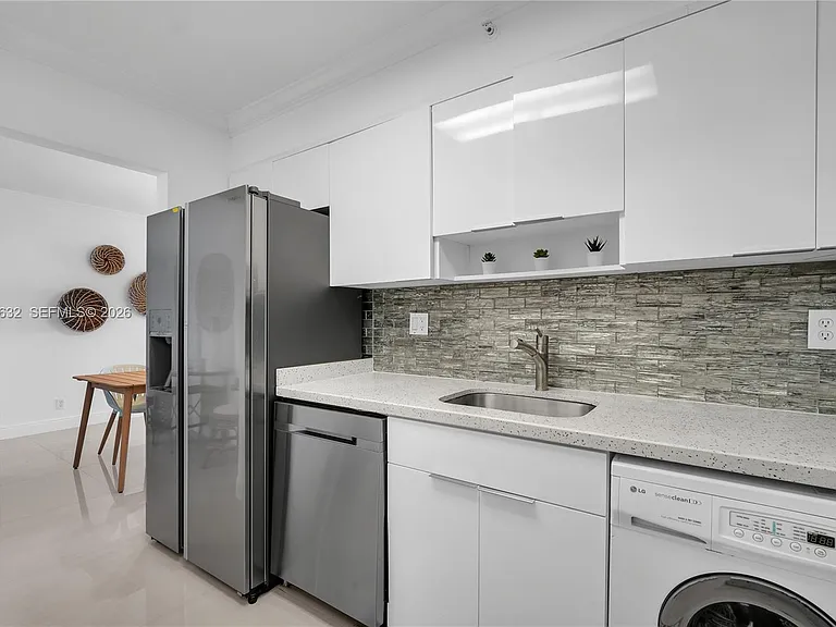 2501 S Ocean Dr #1521 — Photo 27