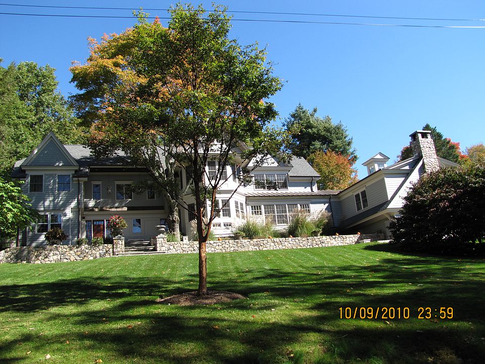 2nd image of 48 Sunset Dr