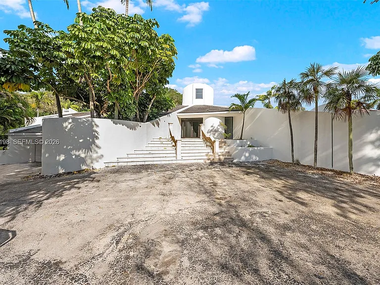 7540 Los Pinos Blvd — Photo 62