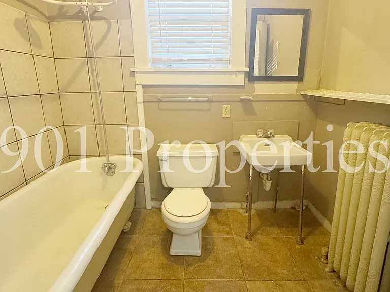 1252 Harbert Ave #2 — Photo 14