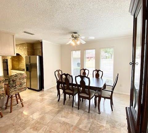 3rd image of 417 Driftwood Ct