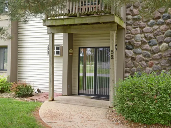 E12599 Kilpatrick Point Drive #52, Merrimac, WI 53561