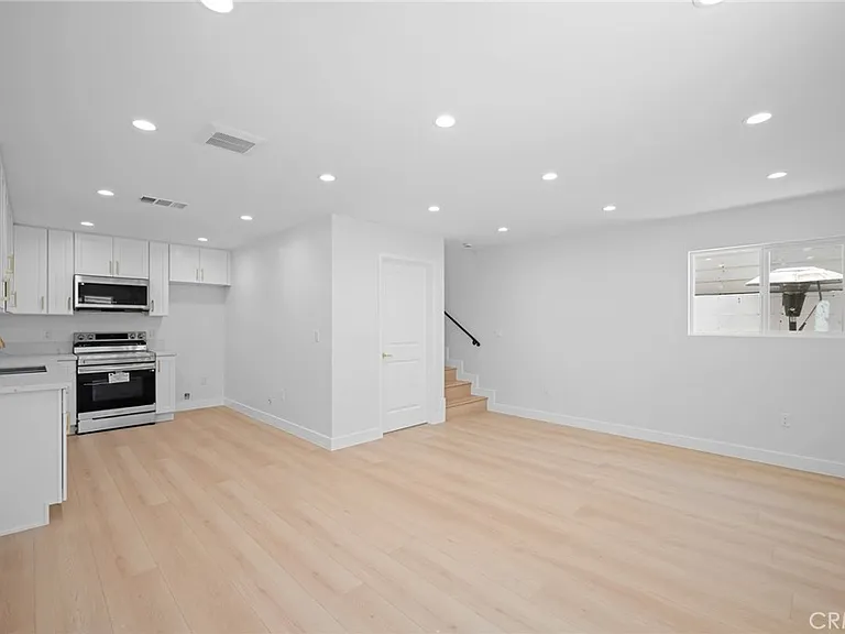 6235 Banner Ave #1/4 — Photo 4