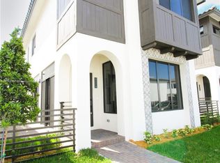 8074 NW 43rd St, Doral, FL 33166