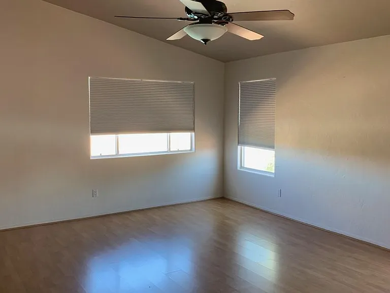 2954 W Corte Olivia — Photo 26