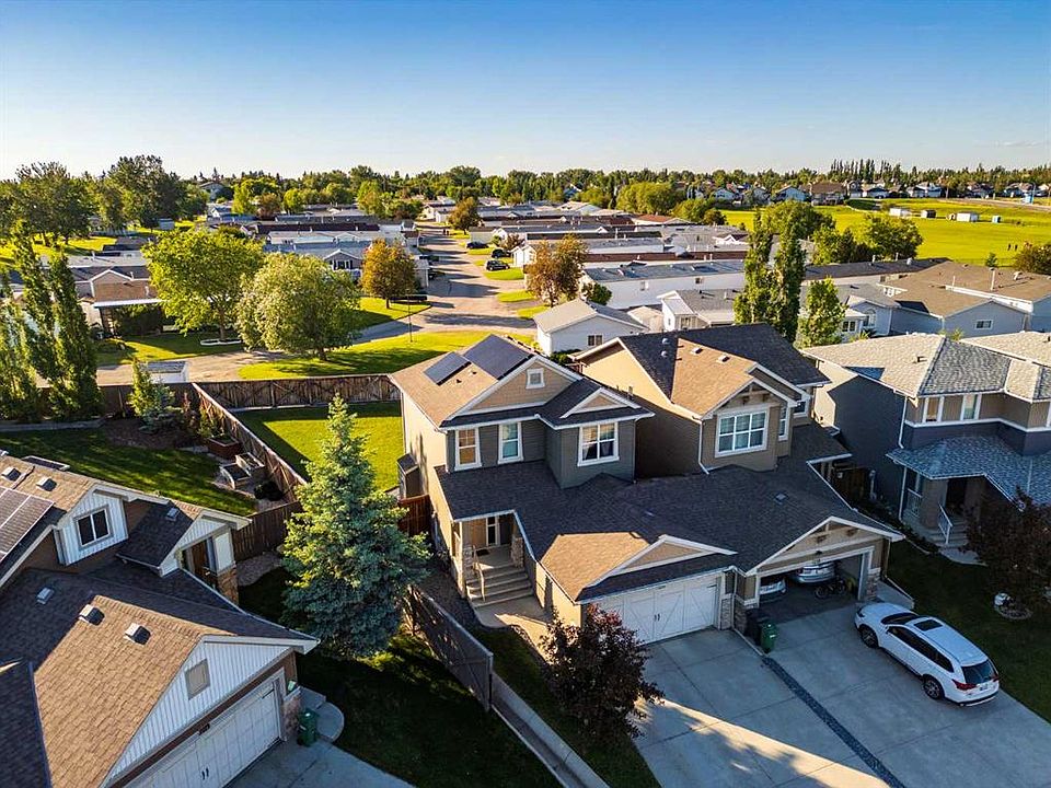 1st image of 216 Ranch Close