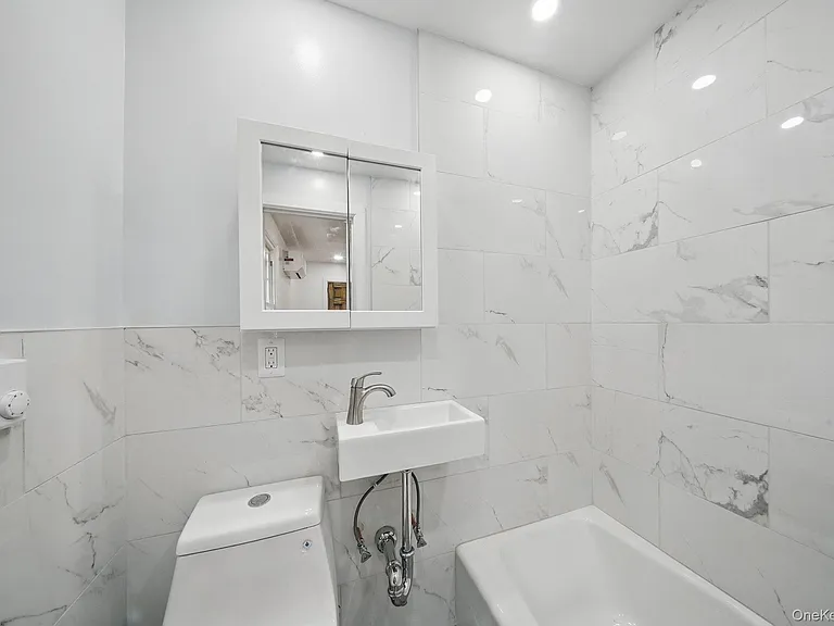 14 Yankee Pl #1 — Photo 8