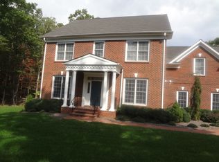 1100 Kings Arms Ln, Blacksburg, VA 24060