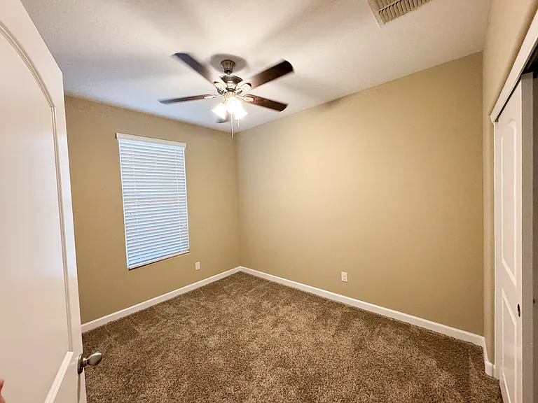 4121 W Crescent Rd — Photo 7