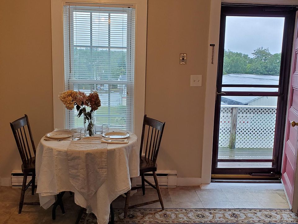 14 Swamscott St Newfields NH Zillow