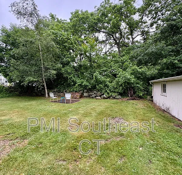 50 Meridian St #2B — Photo 15