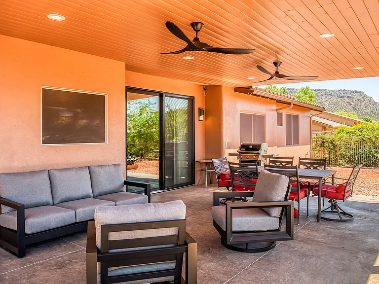 155 Quartz Dr — Photo 49