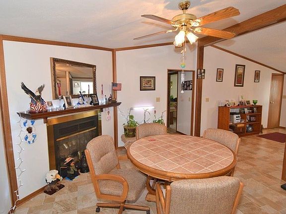 4th image of 12150 Pine Cir