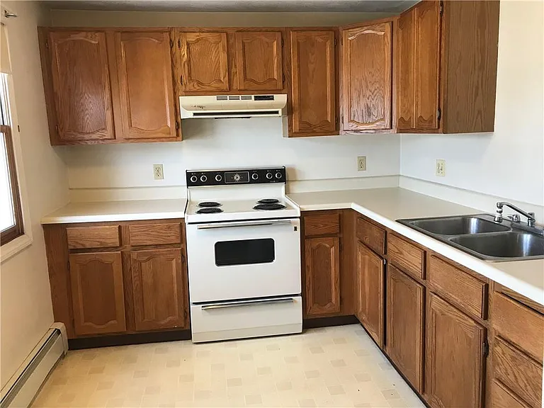 50 Mowry Ave #1 — Photo 4