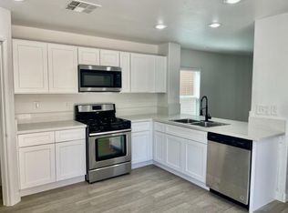623 Port Talbot Ave, Las Vegas, NV 89178