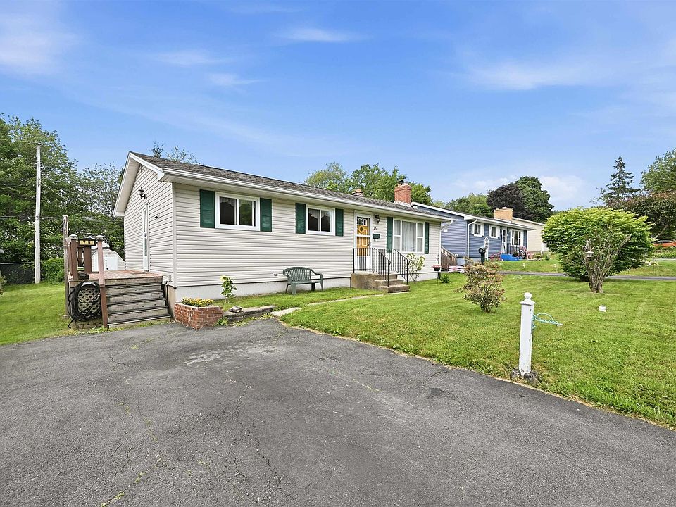 1st image of 75 Nordic Cres