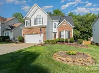 16813 Hampton Crossing Dr, Huntersville, NC 28078