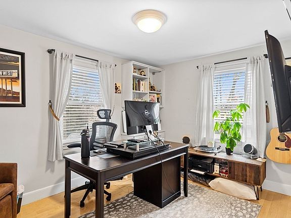 4th image of 64 Ashland St #2A
