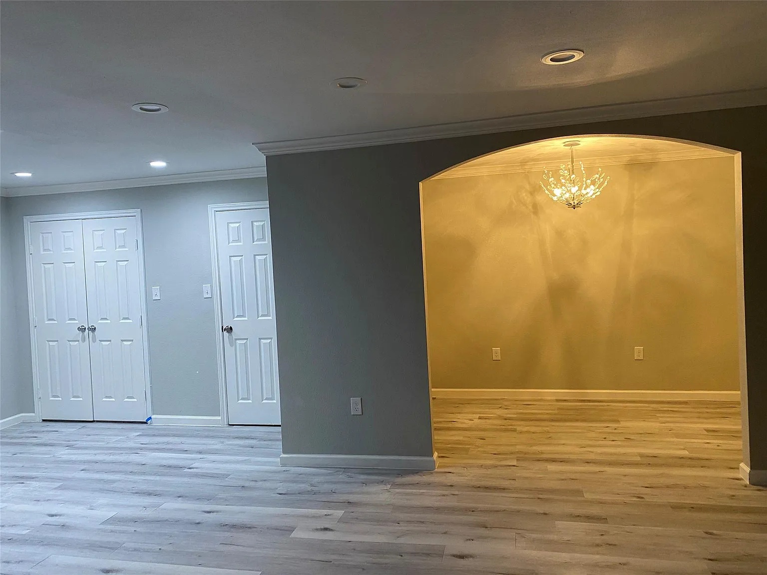 3 bed, 2.0 bath, 1142 sqft, $1,800 — Photo 3