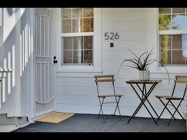 Virginia St — Photo 1