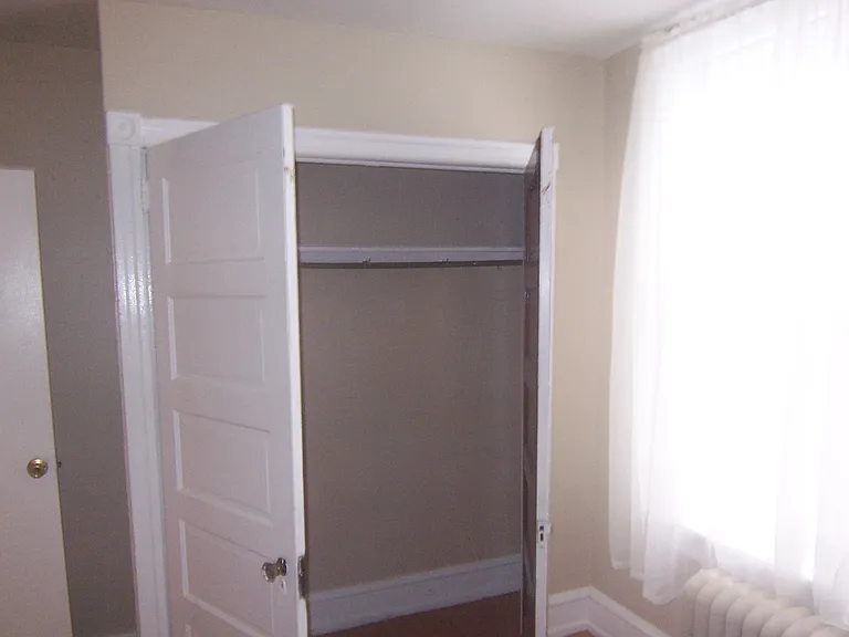 5202 Webster St #1 — Photo 7