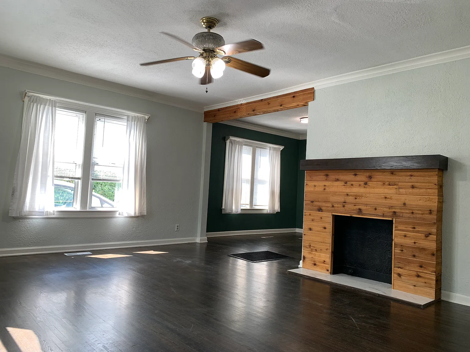 2 bed, 1166 sqft, $1,450 — Photo 4