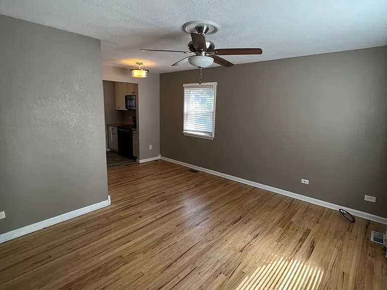 1720 Valentia St — Photo 5